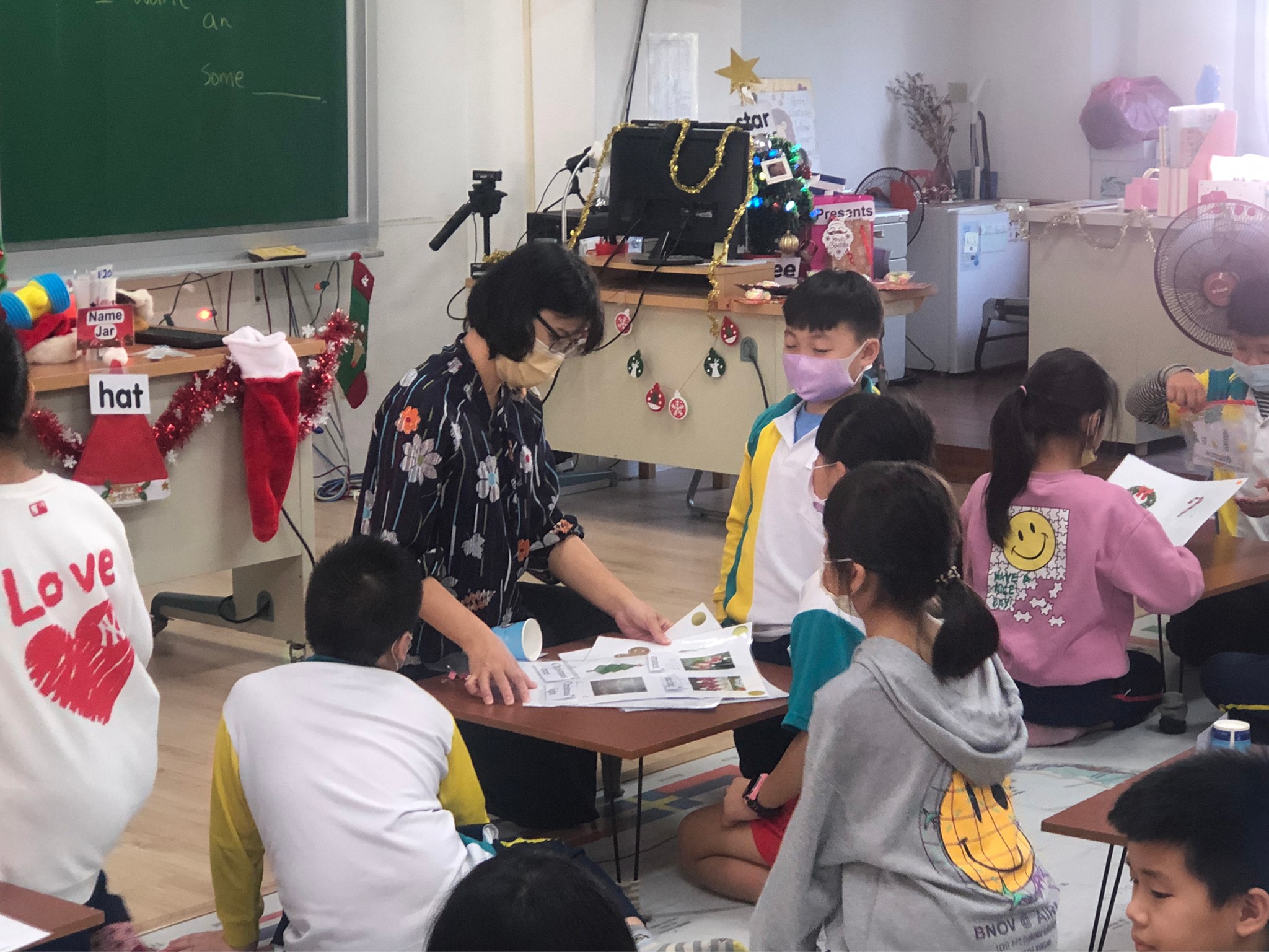 協同老師心怡老師協助教學