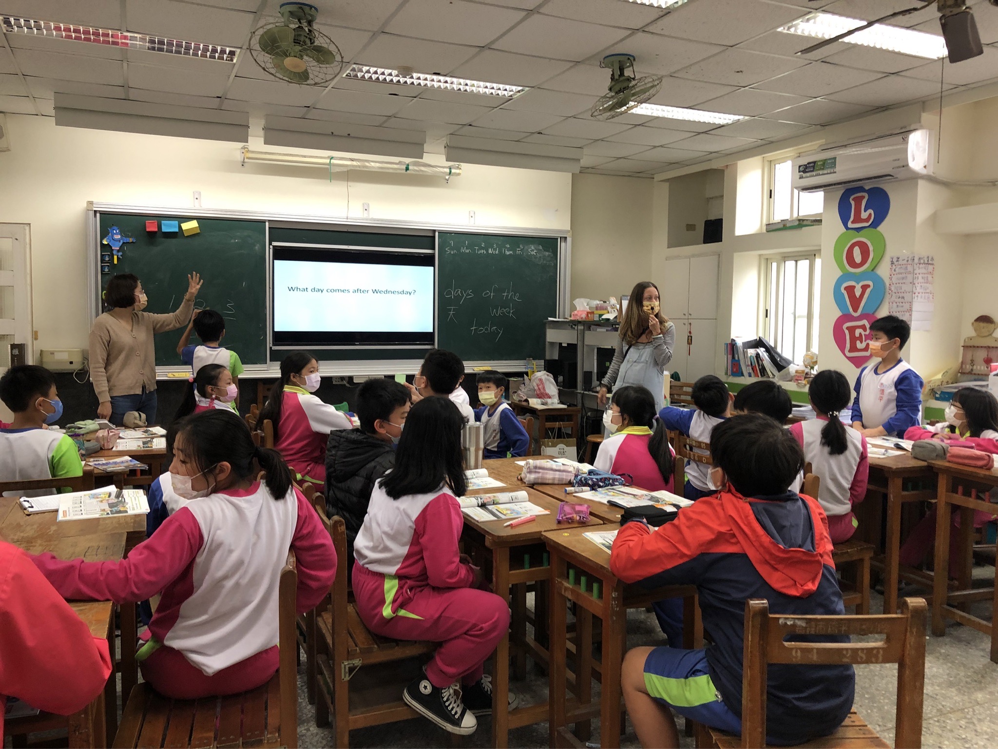 小組搶答