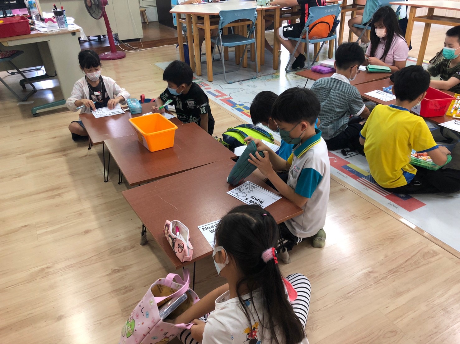 學生用心學習中
