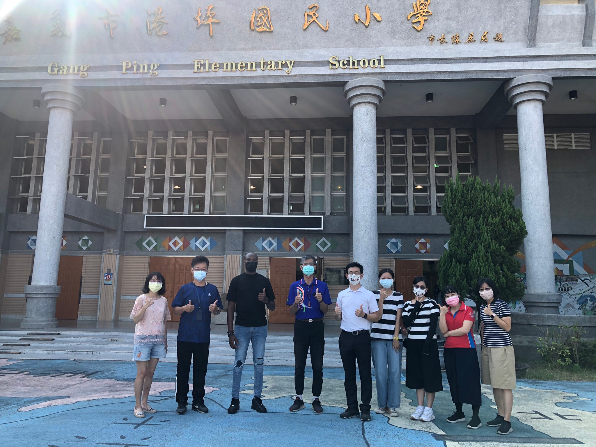 港坪大合照