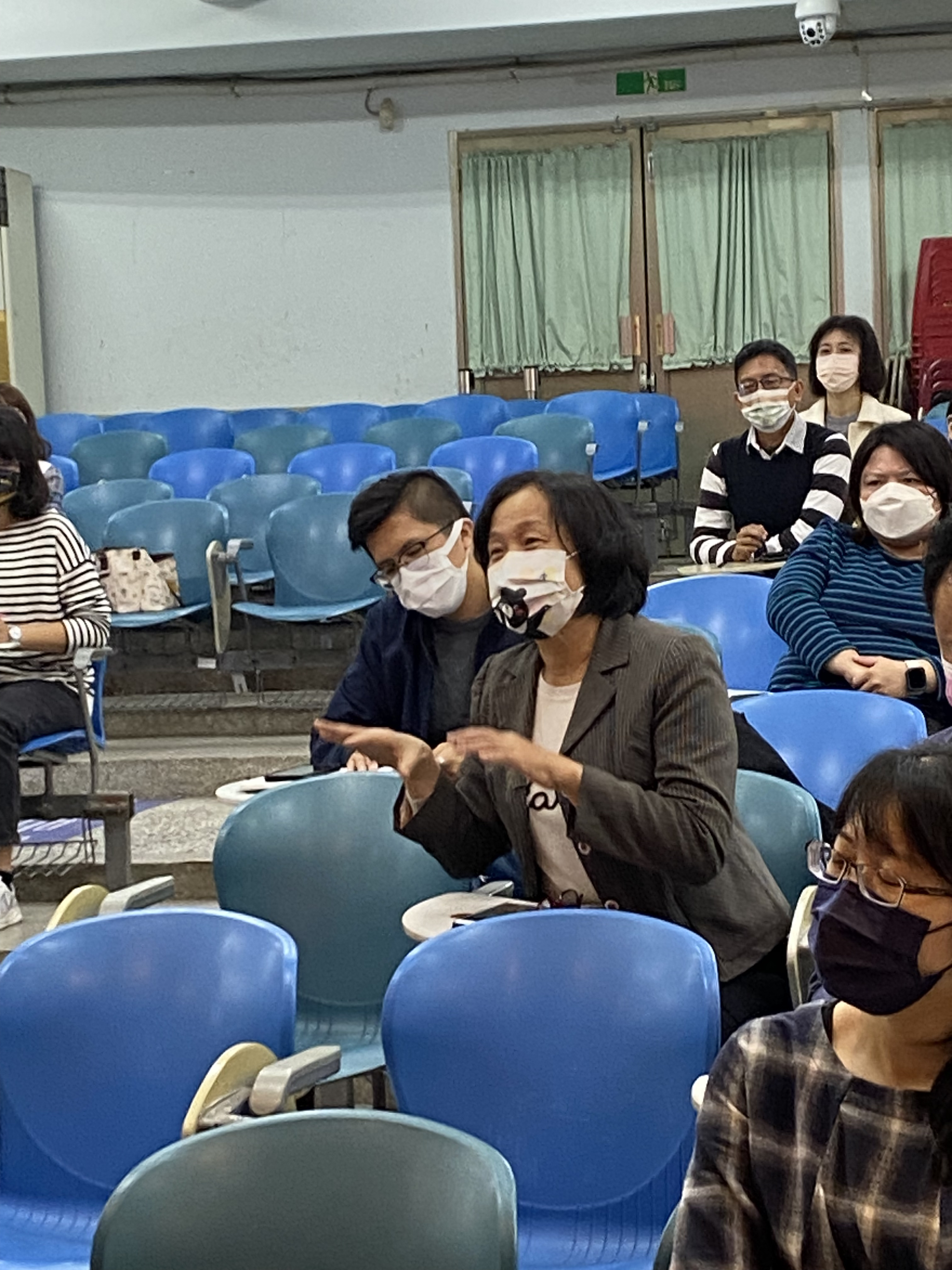 林秀香校長提問