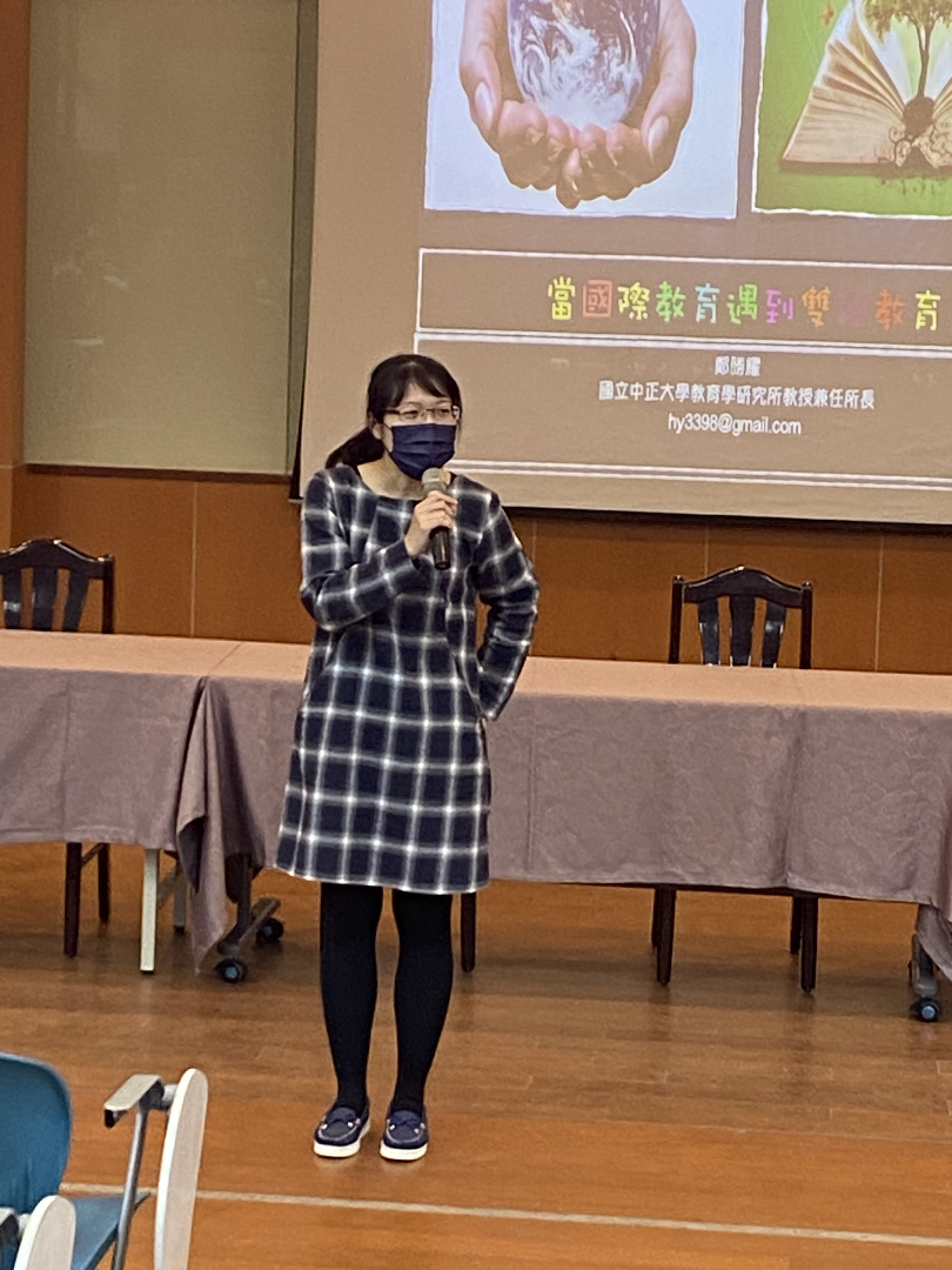 教育處玫蓉幹事為大家開場勉勵
