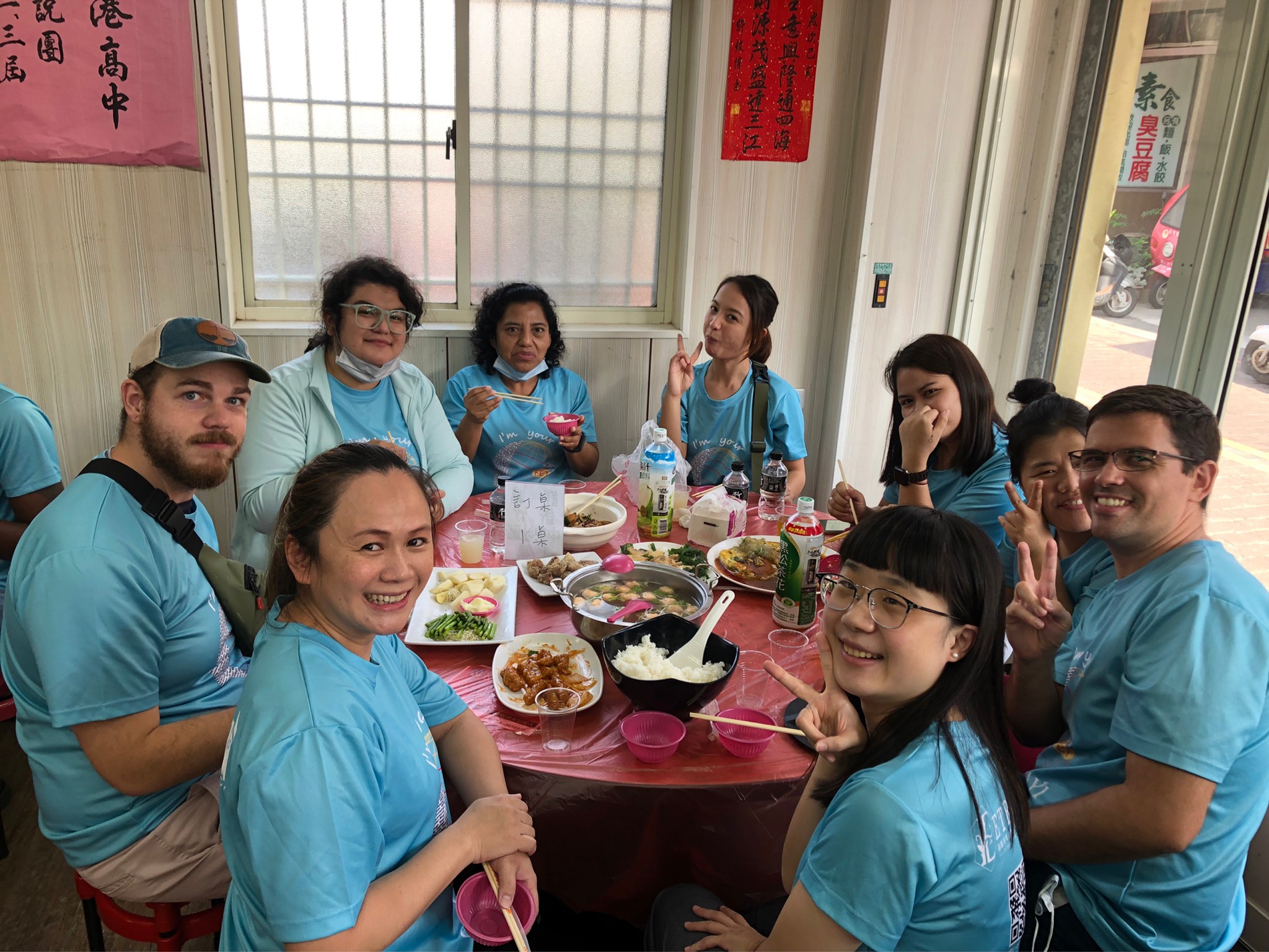 中午在鹿港享用當地美食