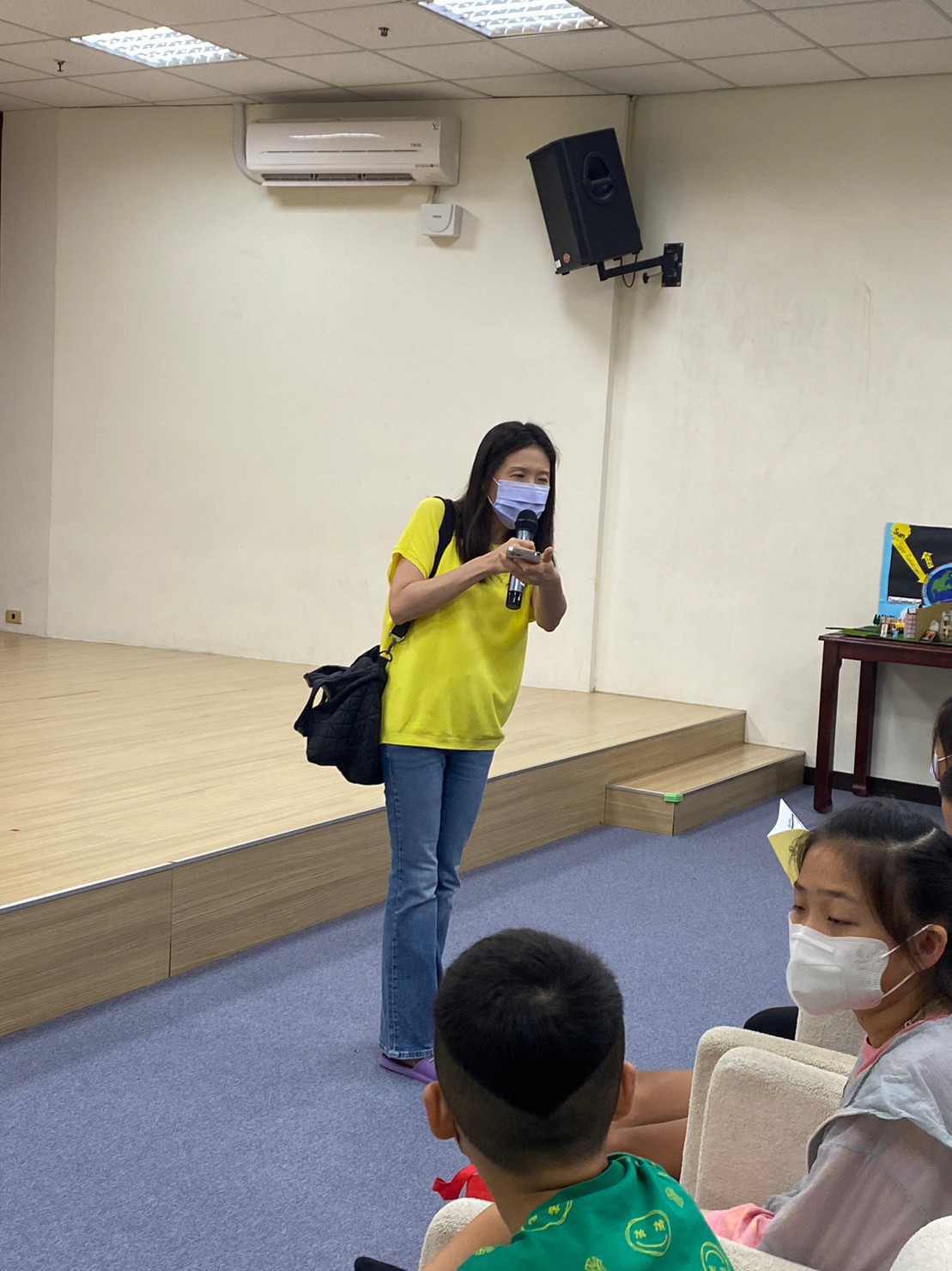 英資中心本國籍教學顧問 Sophie於開場鼓勵學生