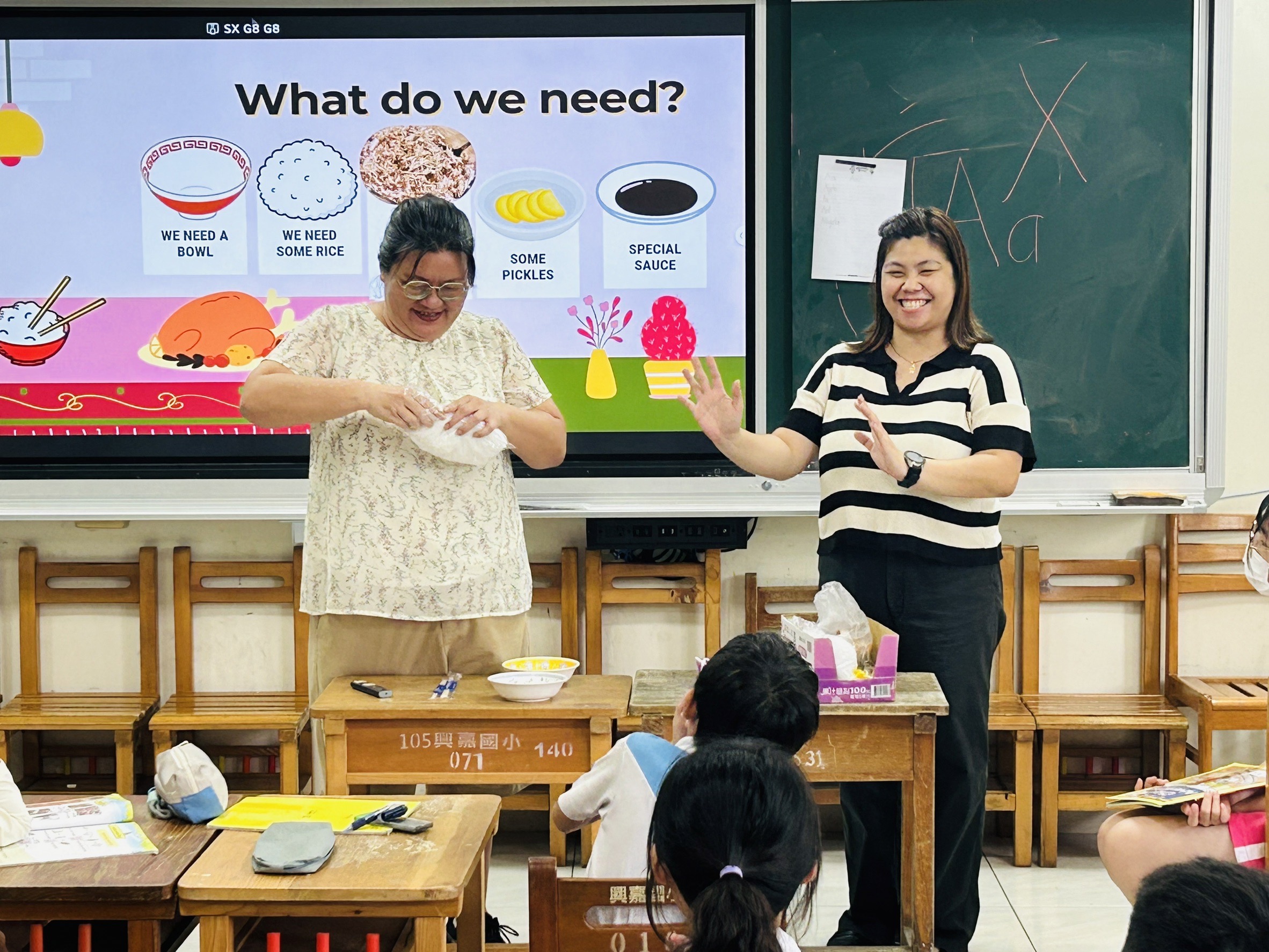 teachers are presenting making turkey rice