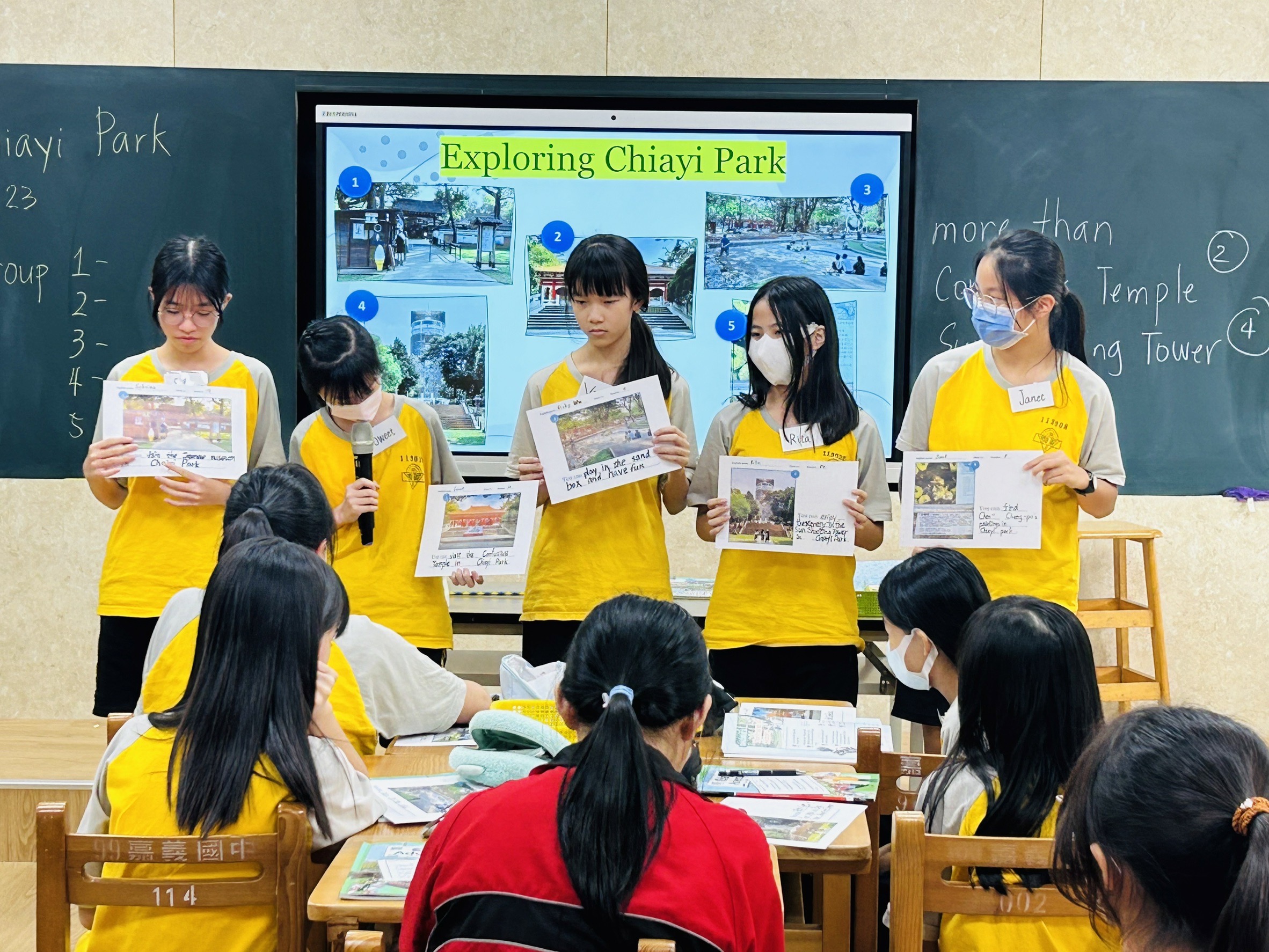 學生上台演講