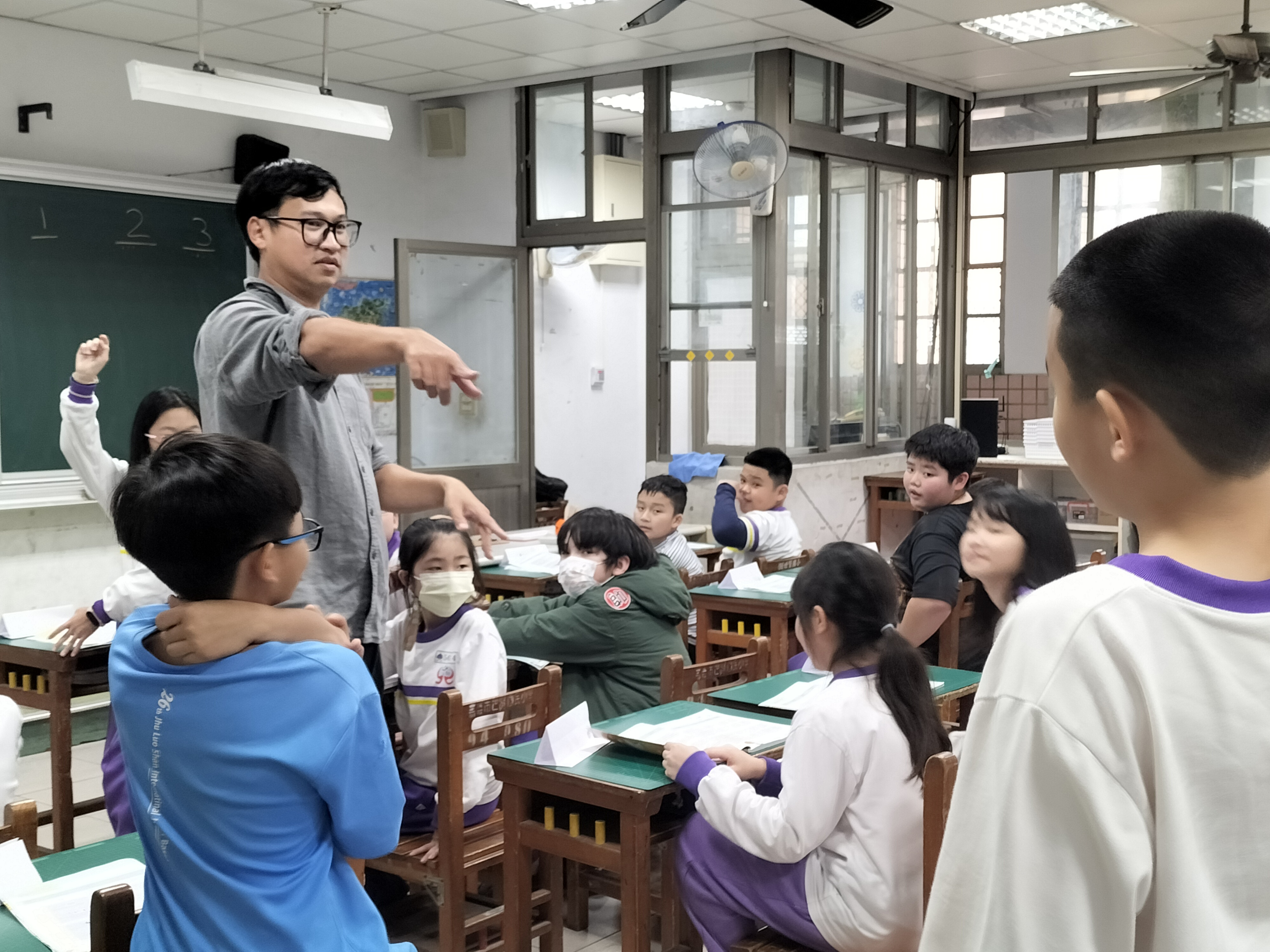 2025/01/02-Shixian Elementary School-Teacher Rod