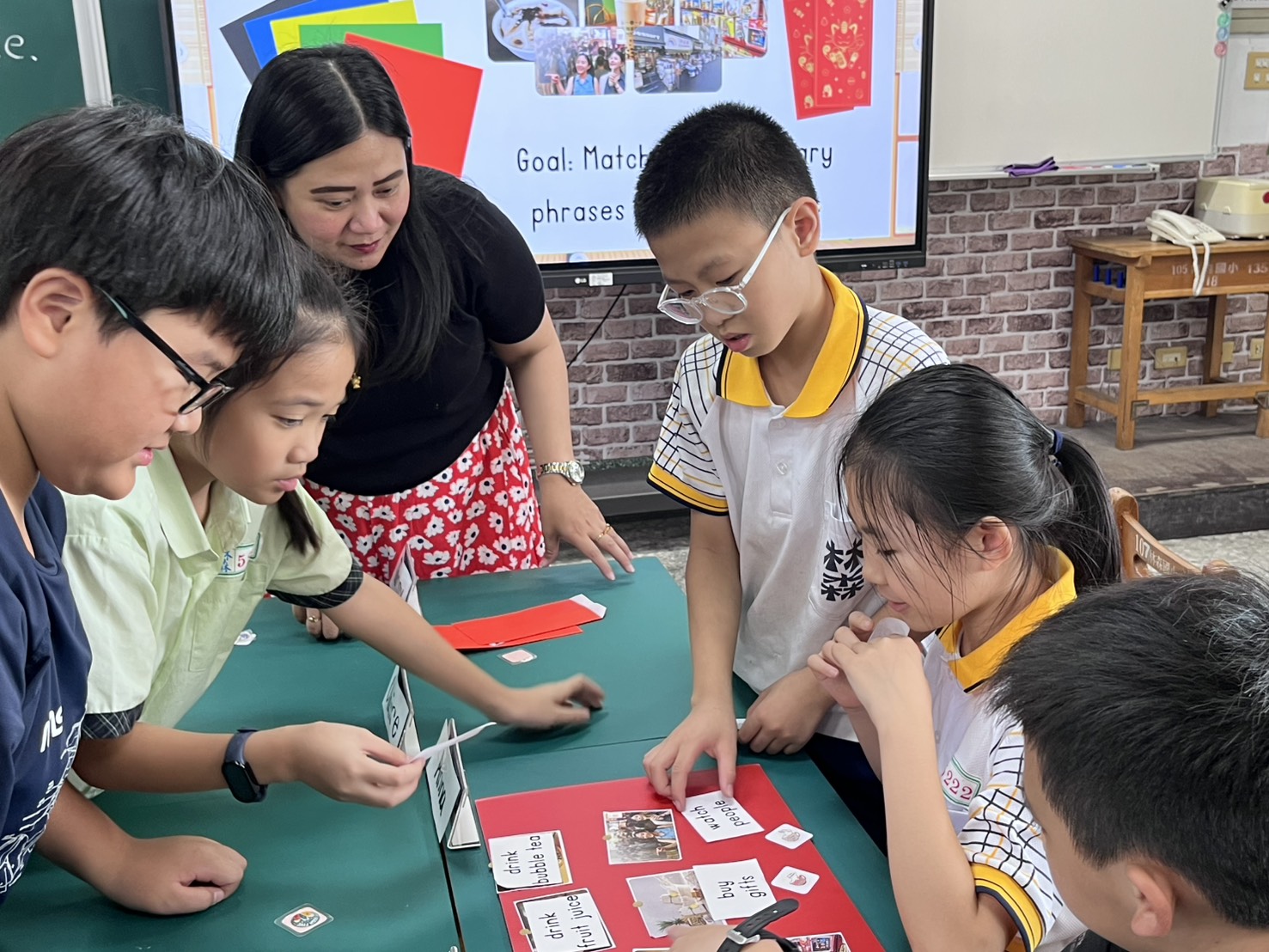 2025/10/31 Linsen Elementary School - Teacher Kat