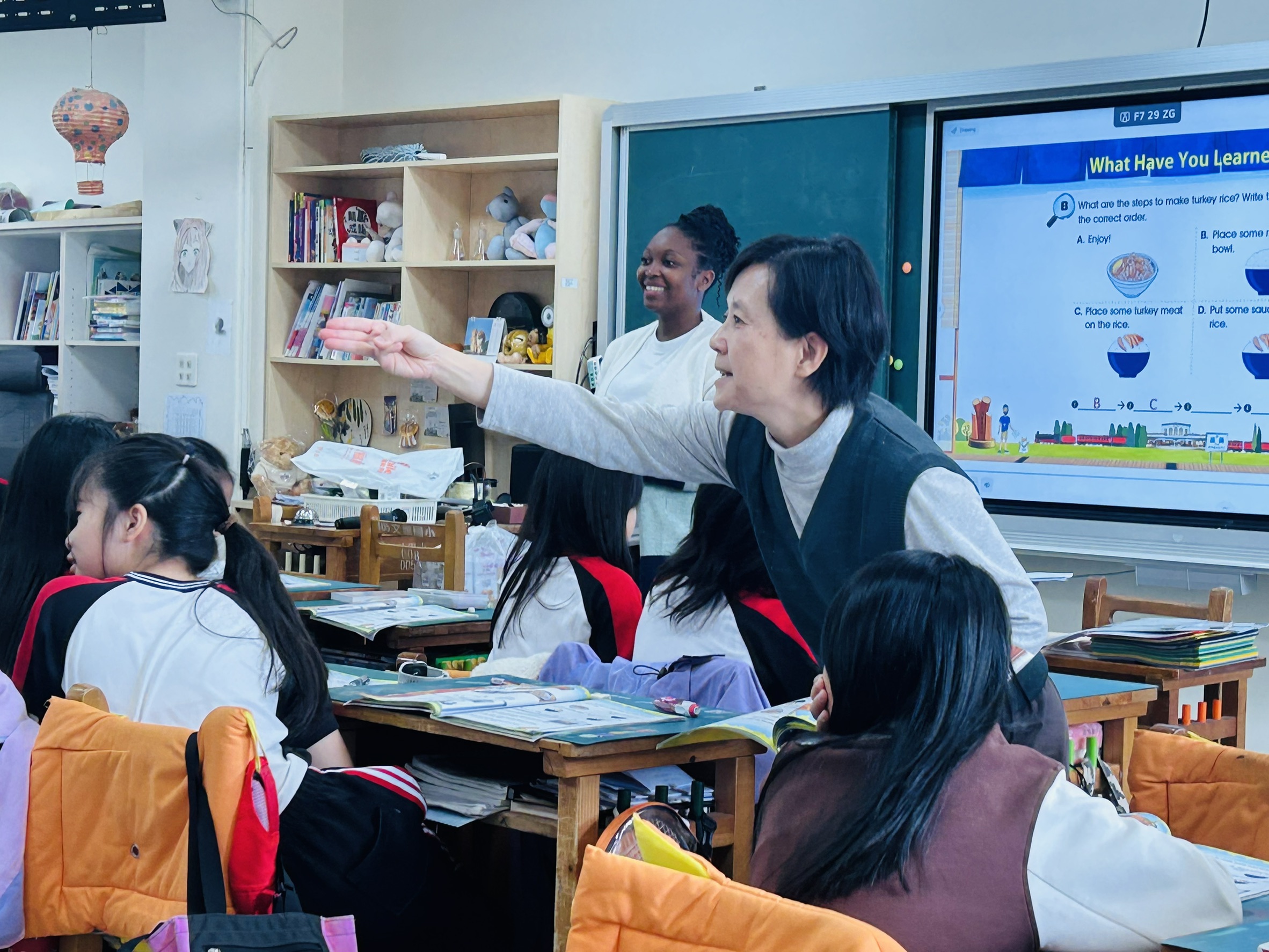 學生回答老師問題