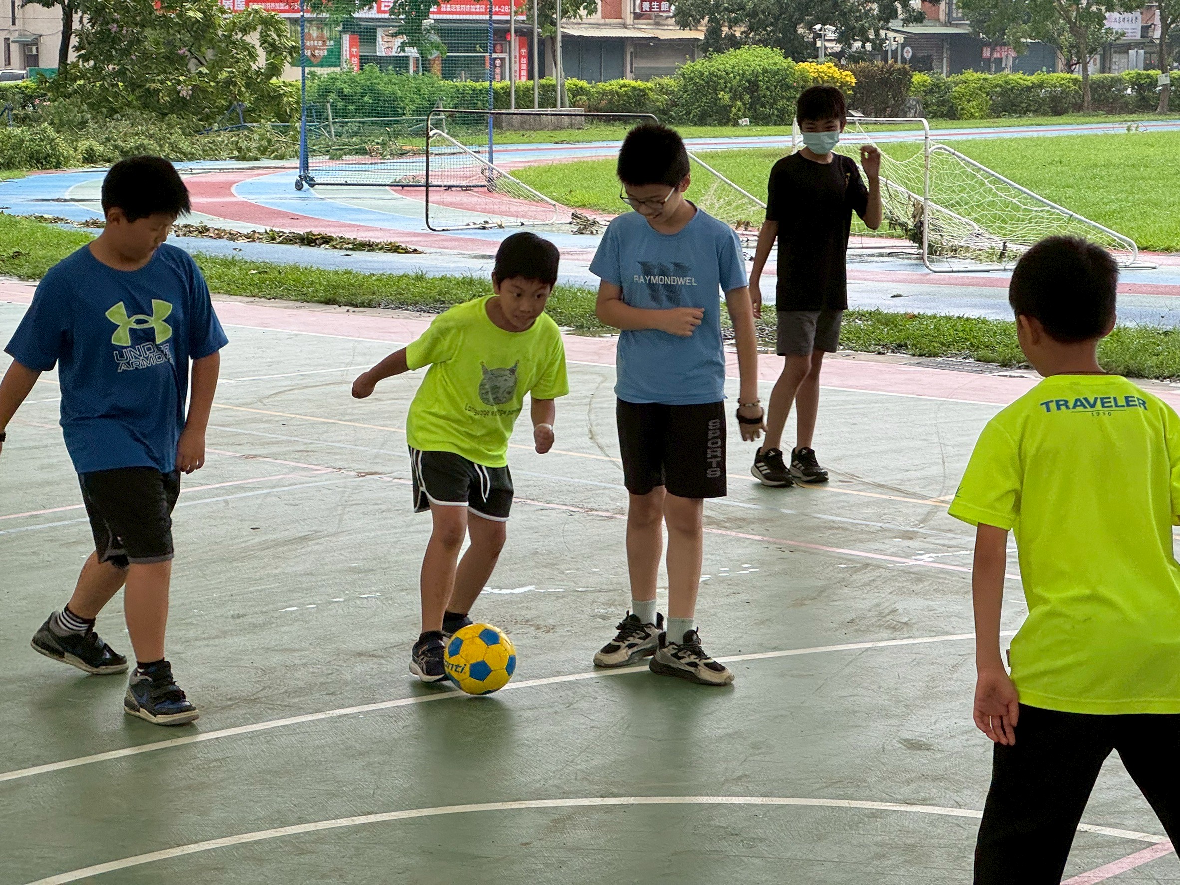 學員足球分組比賽