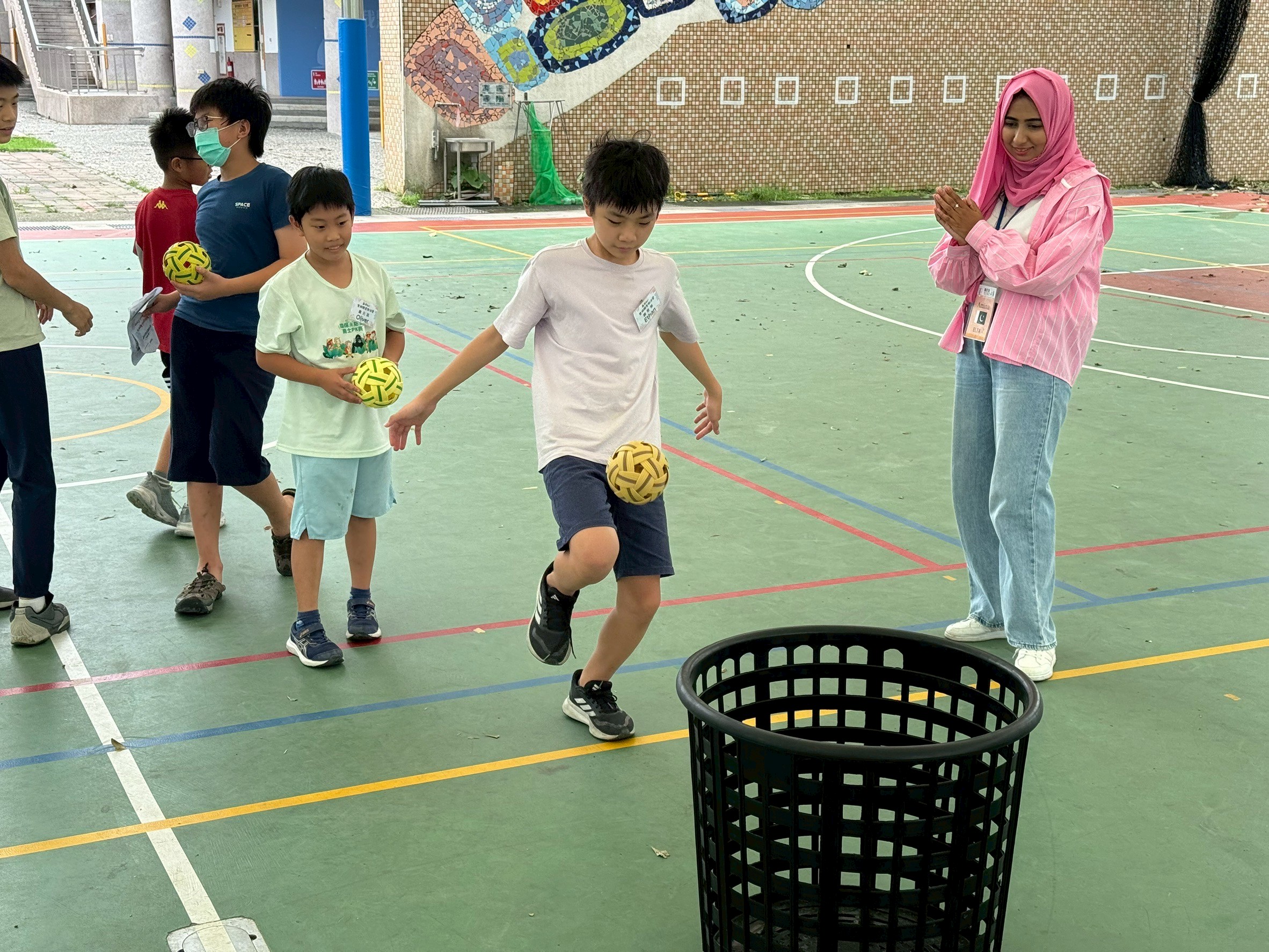 Amina老師 闖關活動 藤球