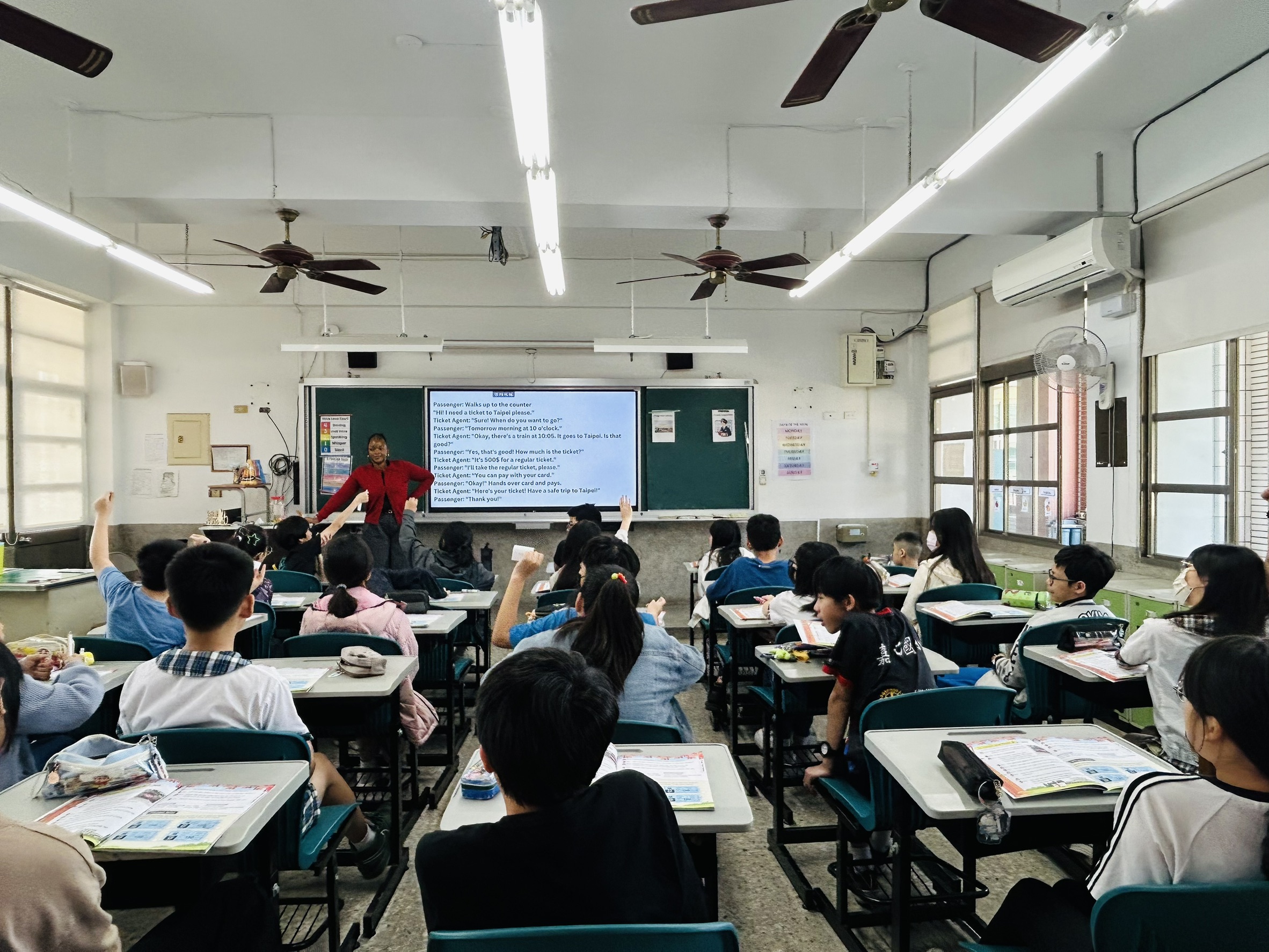 學生回答老師問題