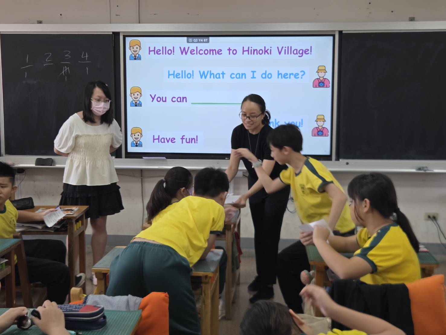 老師課間活動巡視