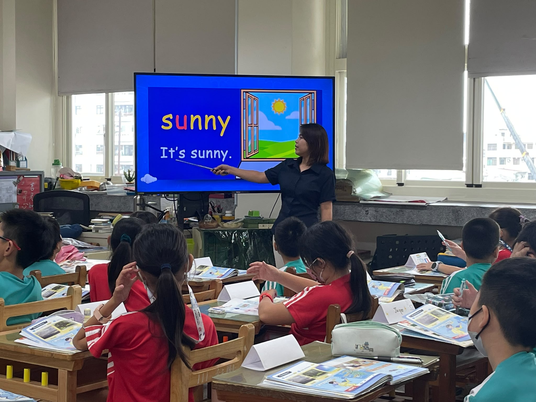 2026/9/15 Chung Wen Elementary School - Teacher Mona Liza